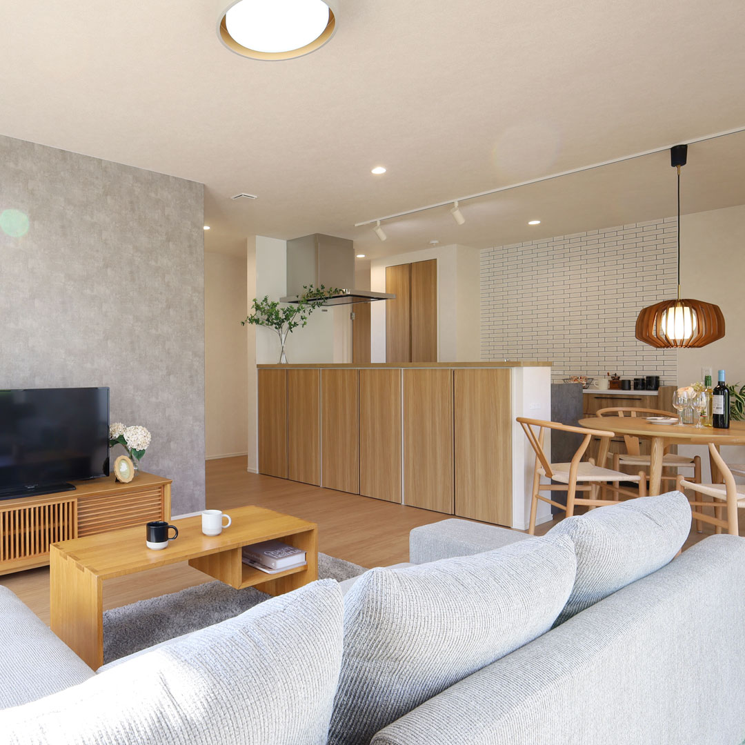 子育て家族にちょうどいい平屋|施工実例|ウッドライフホーム